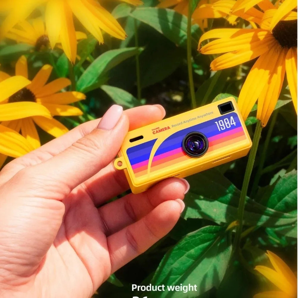 Mini Keychain Thumb Camera Retro Backpack CCD Digital Camera Thumb Camera with 1080P HD Video Recording Outdoor Sports Camera